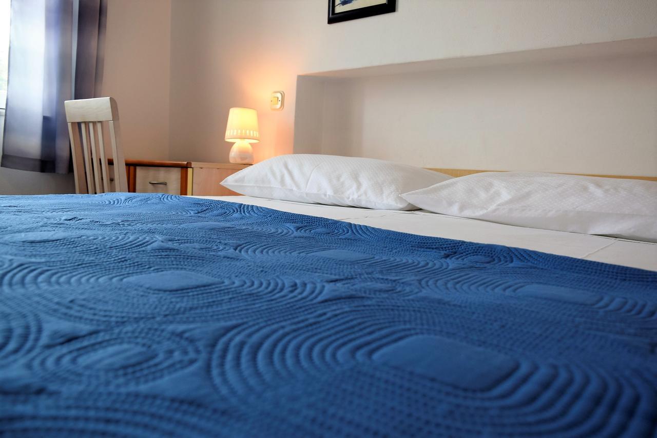 Sunnyy Beacch Apartments Banjol Dış mekan fotoğraf