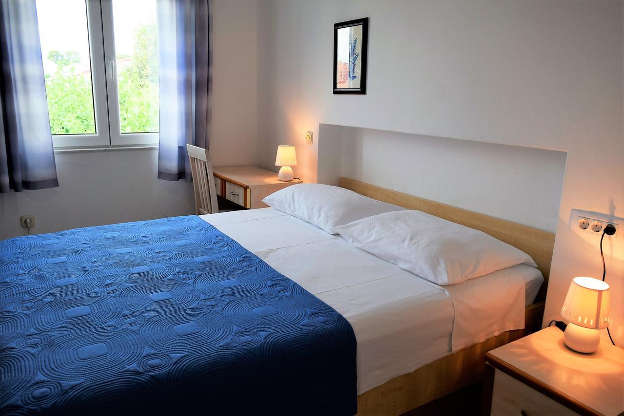 Sunnyy Beacch Apartments Banjol Dış mekan fotoğraf