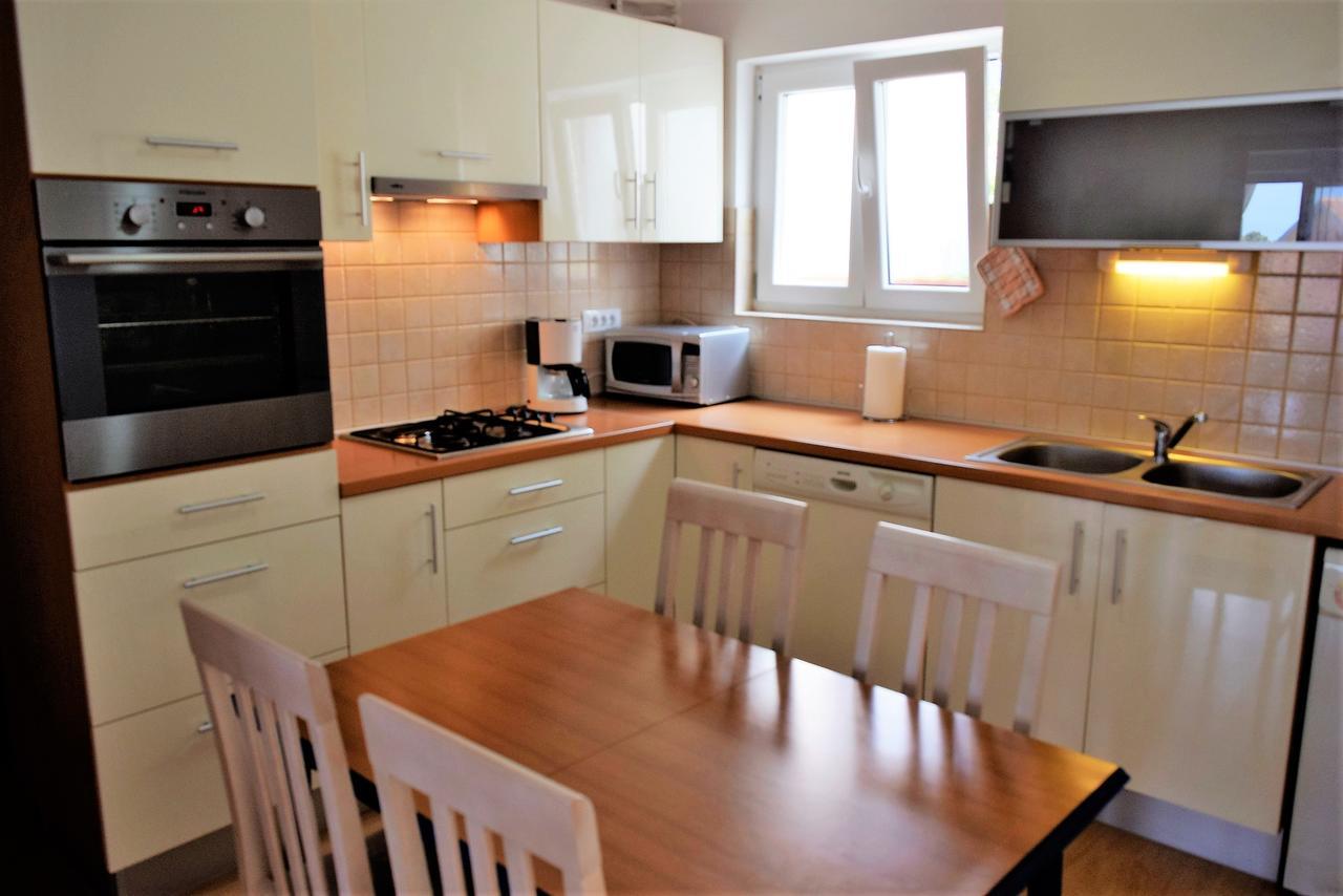 Sunnyy Beacch Apartments Banjol Dış mekan fotoğraf
